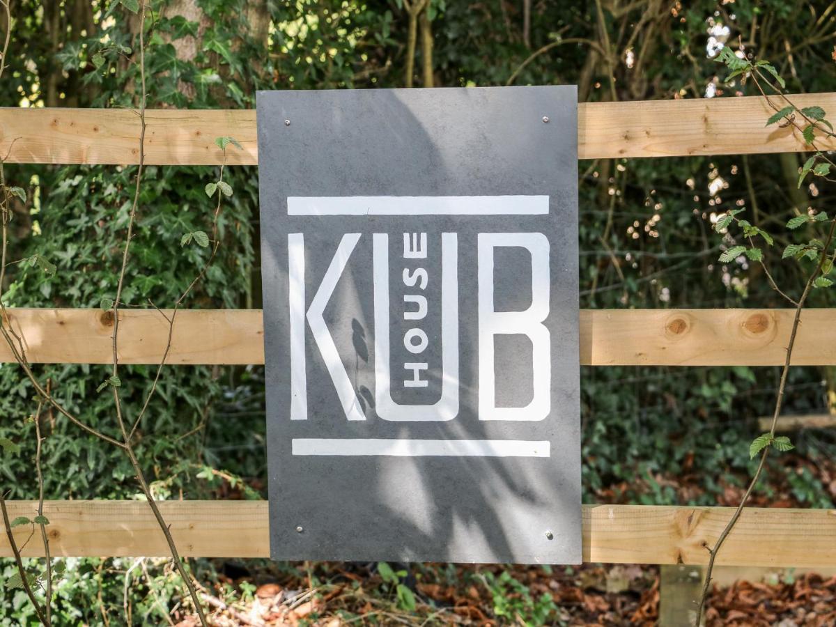 Kub House Villa Tring Buitenkant foto